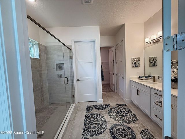 840 Forest Street NE, Palm Bay, FL 32907