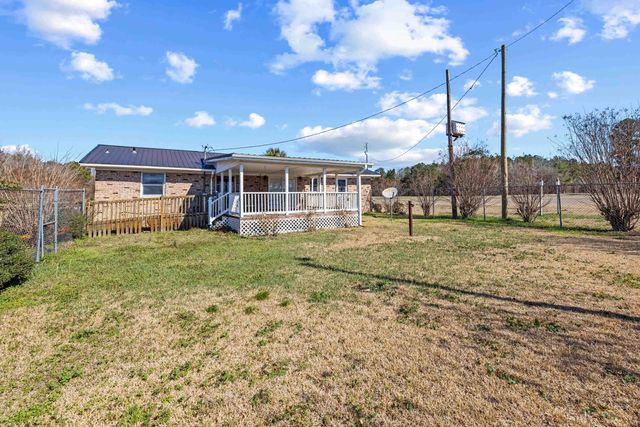 7473 Lundy Short Cut Rd., Galivants Ferry, SC 29544