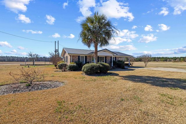 7473 Lundy Short Cut Rd., Galivants Ferry, SC 29544