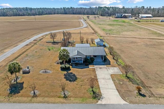 7473 Lundy Short Cut Rd., Galivants Ferry, SC 29544