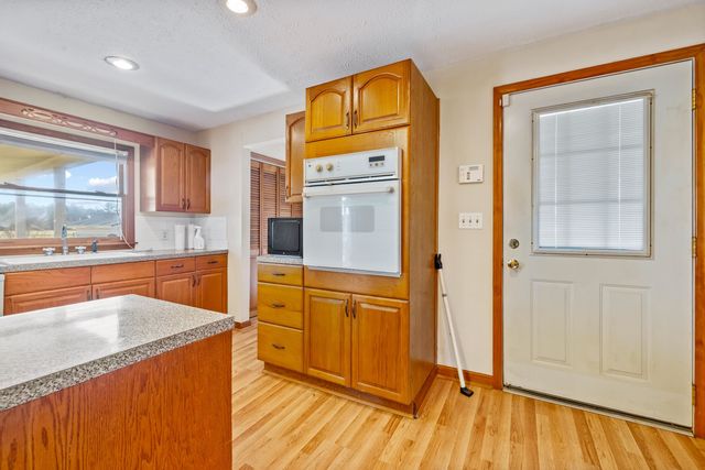 7473 Lundy Short Cut Rd., Galivants Ferry, SC 29544