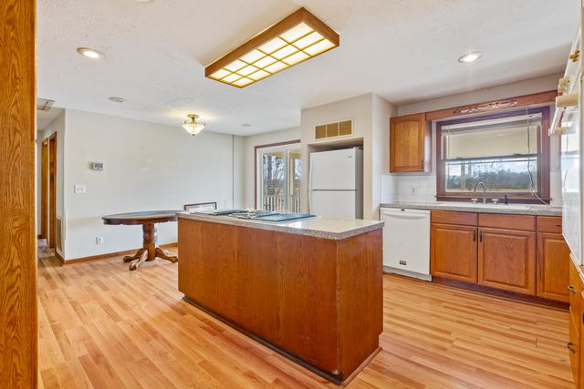 7473 Lundy Short Cut Rd., Galivants Ferry, SC 29544