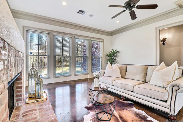 3527 Millbrook Dr, Baton Rouge, LA 70816