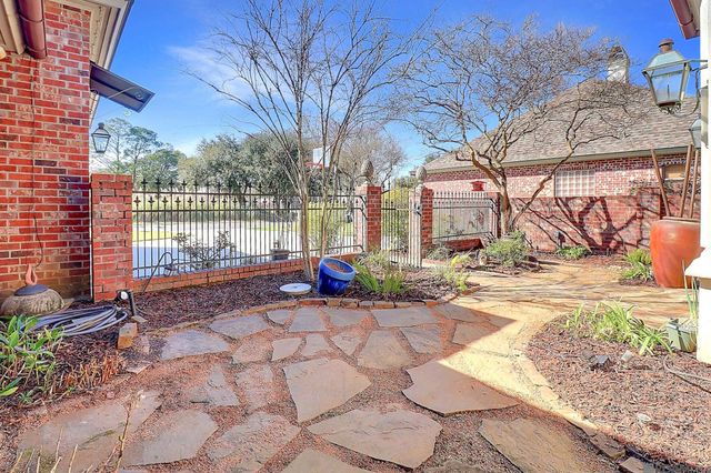 3527 Millbrook Dr, Baton Rouge, LA 70816