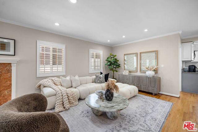 3317 Burritt Way, La Crescenta, CA 91214