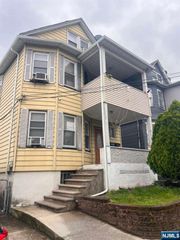 88 Genessee Avenue, Paterson, NJ 07503
