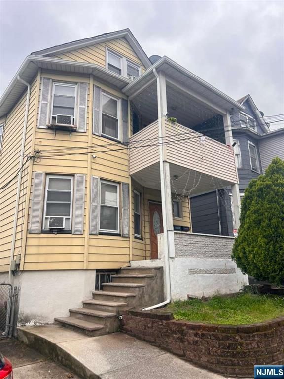 88 Genessee Avenue, Paterson, NJ 07503