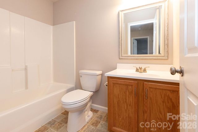 30 Chesire Way, Fletcher, NC 28732