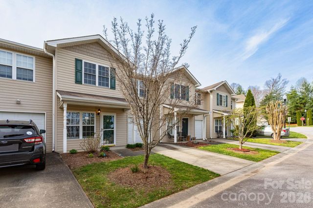 30 Chesire Way, Fletcher, NC 28732