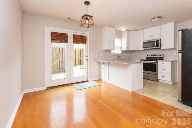 30 Chesire Way, Fletcher, NC 28732