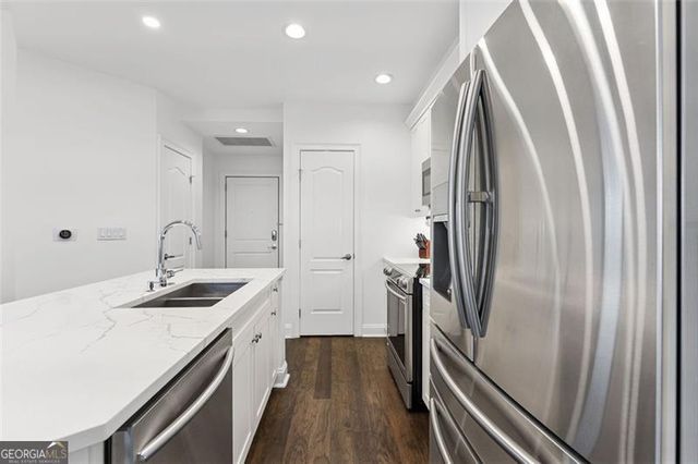 2828 PEACHTREE Road 1704, Atlanta, GA 30305