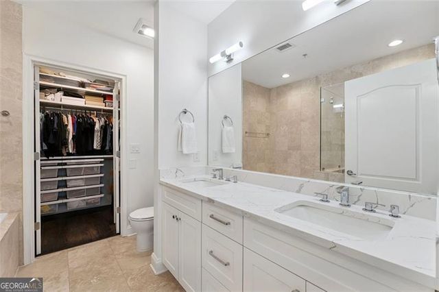 2828 PEACHTREE Road 1704, Atlanta, GA 30305