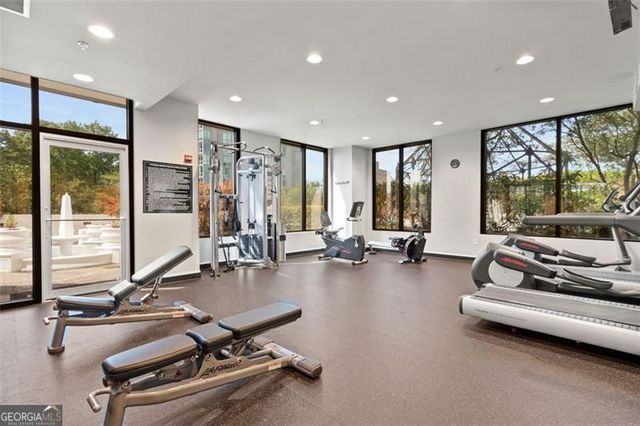 2828 PEACHTREE Road 1704, Atlanta, GA 30305