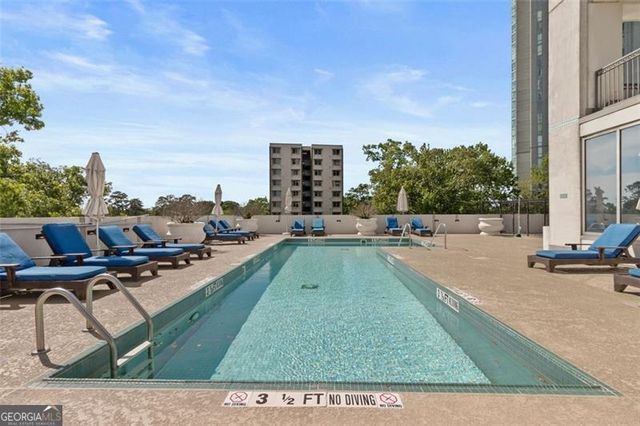 2828 PEACHTREE Road 1704, Atlanta, GA 30305
