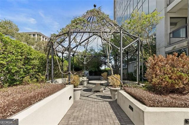 2828 PEACHTREE Road 1704, Atlanta, GA 30305