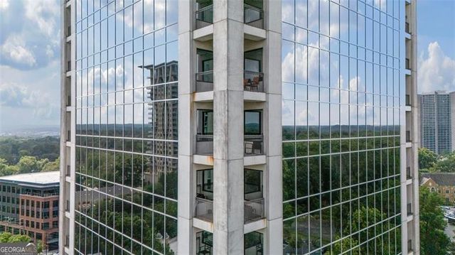 2828 PEACHTREE Road 1704, Atlanta, GA 30305