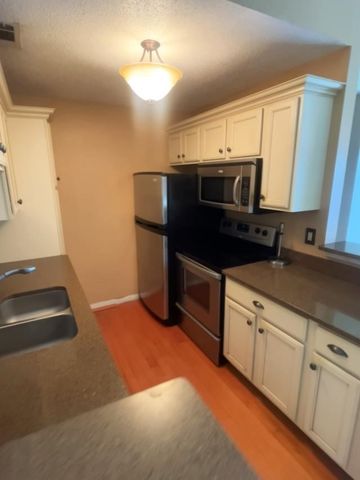 3792 Hitchcock Way Apt 233, Myrtle Beach, SC 29577