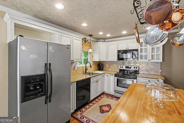 173 S Forty Pass W, Hiram, GA 30141
