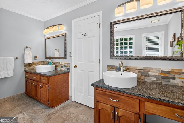 125 Vista Lane, Tyrone, GA 30290