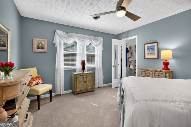 125 Vista Lane, Tyrone, GA 30290