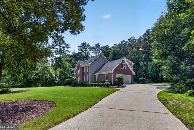 125 Vista Lane, Tyrone, GA 30290