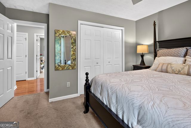125 Vista Lane, Tyrone, GA 30290