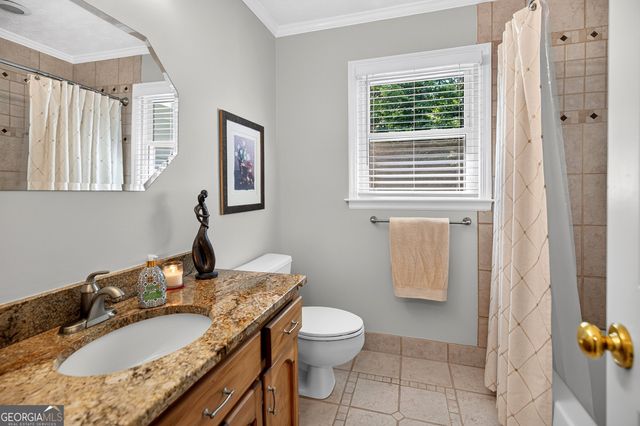 125 Vista Lane, Tyrone, GA 30290