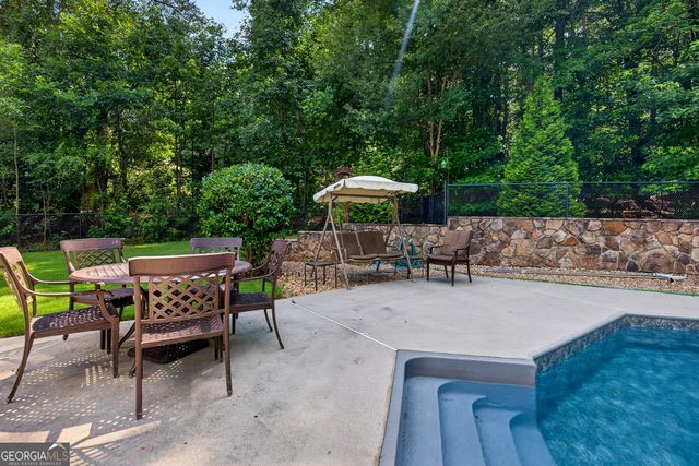125 Vista Lane, Tyrone, GA 30290