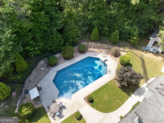 125 Vista Lane, Tyrone, GA 30290