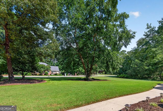 125 Vista Lane, Tyrone, GA 30290