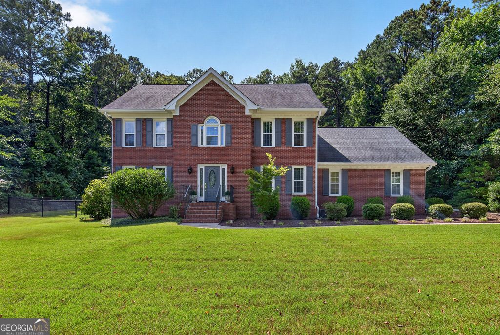 125 Vista Lane, Tyrone, GA 30290