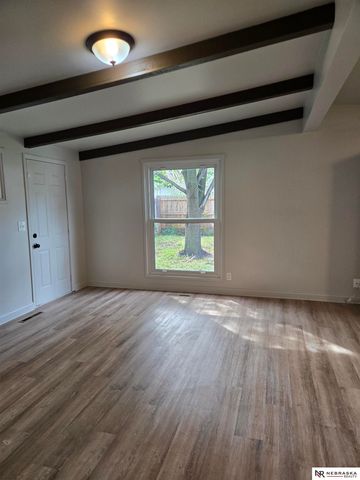5025 Colfax Avenue, Lincoln, NE 68504