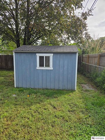 5025 Colfax Avenue, Lincoln, NE 68504