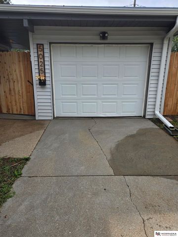 5025 Colfax Avenue, Lincoln, NE 68504