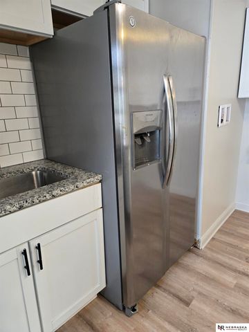 5025 Colfax Avenue, Lincoln, NE 68504