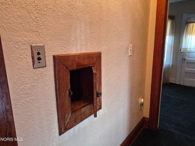 317 Burger Street, Toledo, OH 43605