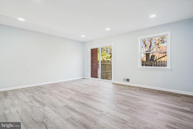 3258 BIRCHDALE SQ, Woodbridge, VA 22193