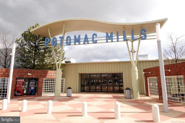 3258 BIRCHDALE SQ, Woodbridge, VA 22193