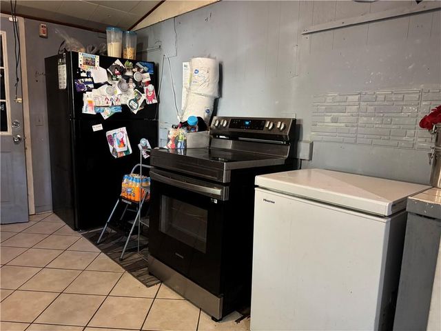 2507 Pineway Drive S, Mobile, AL 36605