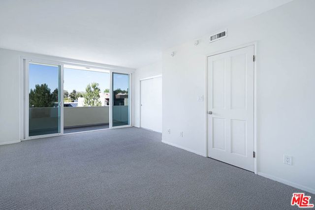 540 Kelton Avenue 306, Los Angeles, CA 90024