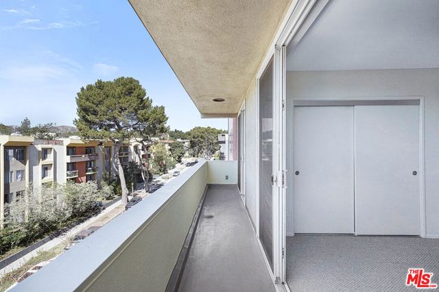 540 Kelton Avenue 306, Los Angeles, CA 90024