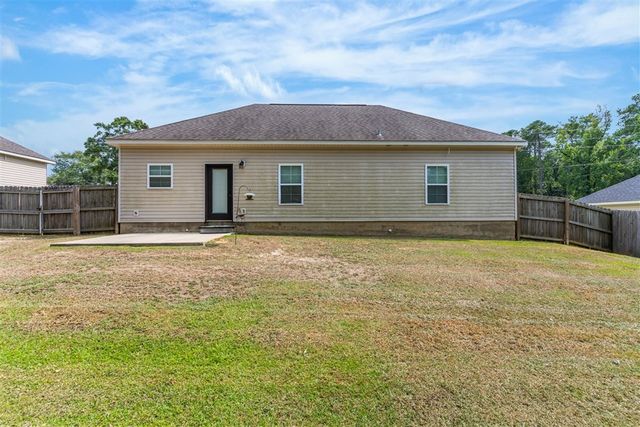 173 Beauville Dr, Kinsey, AL 36303