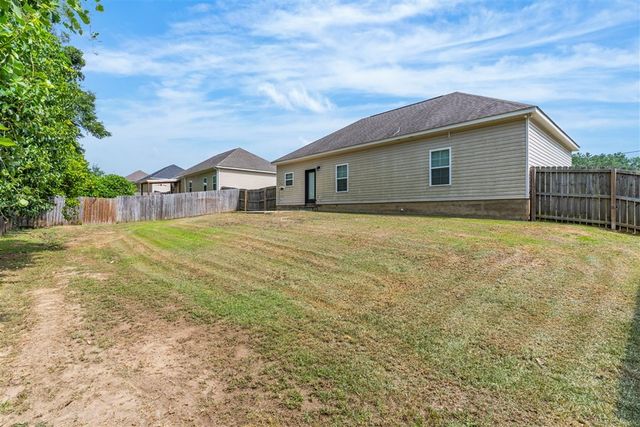173 Beauville Dr, Kinsey, AL 36303