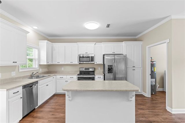 173 Beauville Dr, Kinsey, AL 36303