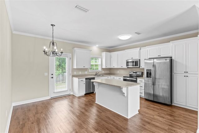 173 Beauville Dr, Kinsey, AL 36303