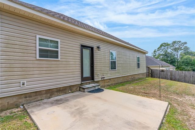 173 Beauville Dr, Kinsey, AL 36303