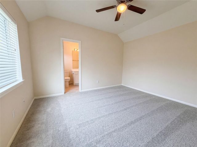 202 Wild Oak Run, Houston, TX 77094