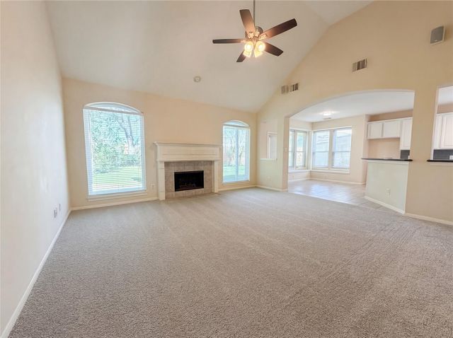 202 Wild Oak Run, Houston, TX 77094