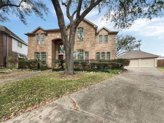 202 Wild Oak Run, Houston, TX 77094