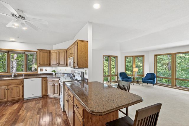 1778 Green Crest Drive, Victoria, MN 55386